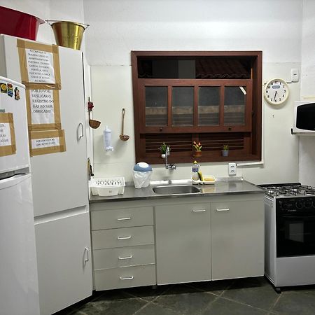 Apartamento Em Frente Ao Mar E Na Vila Praia do Forte Bagian luar foto