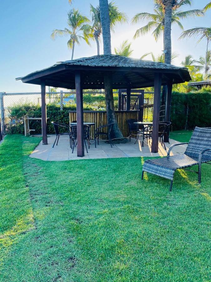 Apartamento Em Frente Ao Mar E Na Vila Praia do Forte Bagian luar foto
