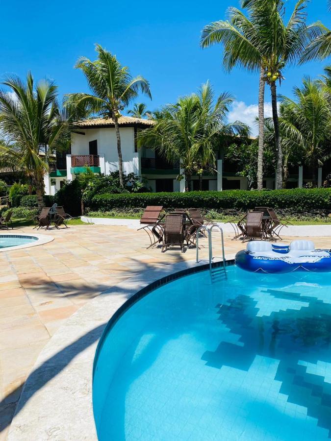 Apartamento Em Frente Ao Mar E Na Vila Praia do Forte Bagian luar foto