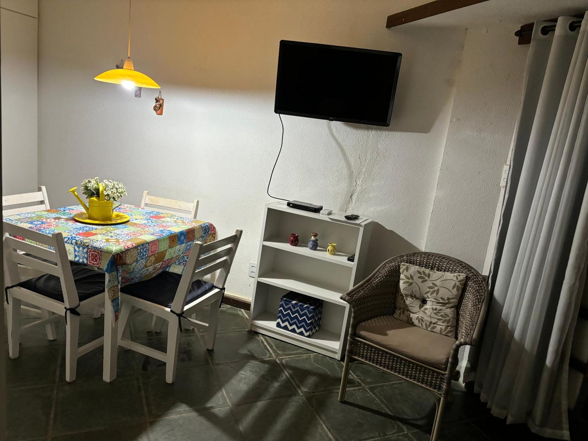 Apartamento Em Frente Ao Mar E Na Vila Praia do Forte Bagian luar foto